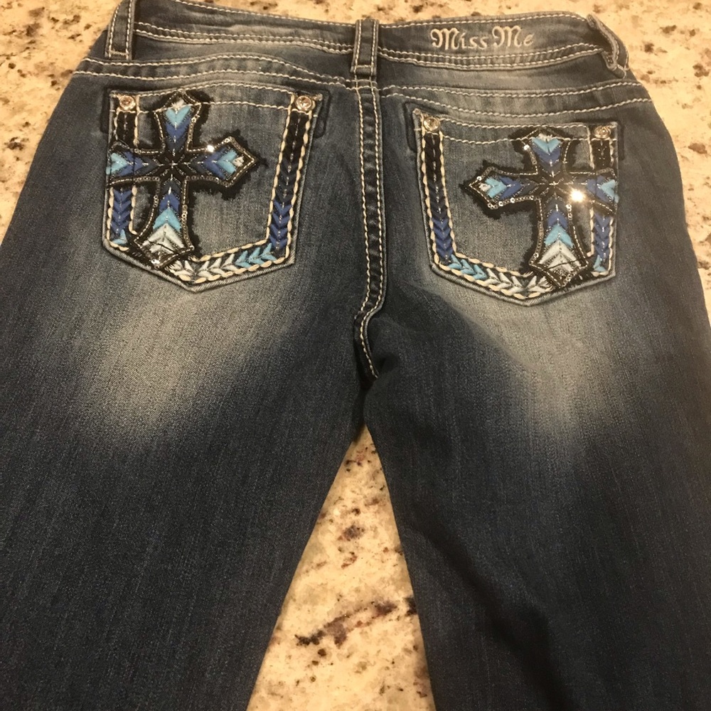 Miss Me for girl size 16. Boot cut.